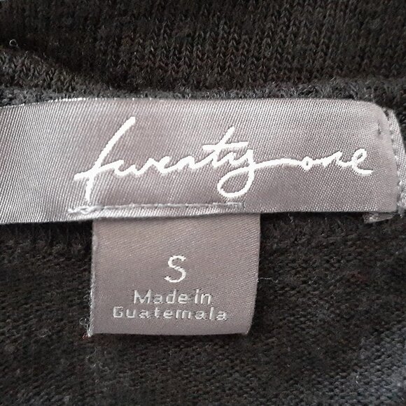 WOMEN'S TWENTY ONE Sleeveless Cardigan; Size Small; Black - Picture 4 of 5